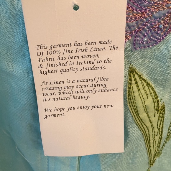 NWT Irish Linen Button Down Blouse W/Floral Design - Picture 2 of 10